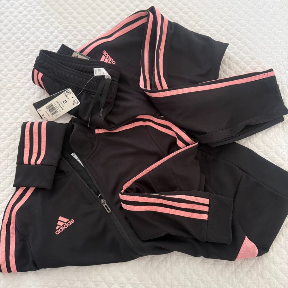 Adidas Three Stripes Women's Track sUit Brand New